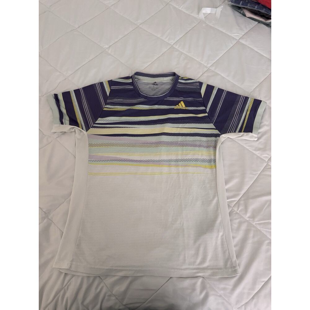 Adidas Freelift Men’s Short Sleeve L T-Shirt Athletic Training Stripe White Top